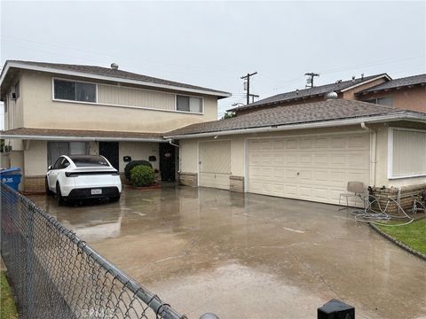 Photo of 4104 Elrovia Avenue, El Monte, CA 91732 (MLS # IV26038925)
