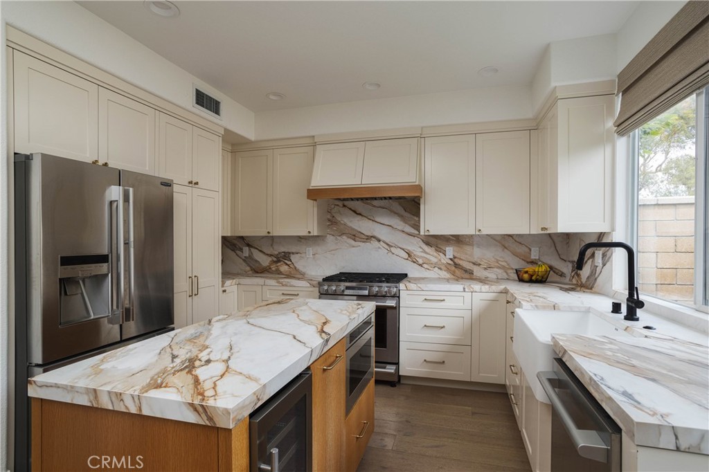 293 Mesa Dr