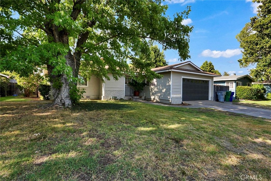 1527 Underwood - Photo 2