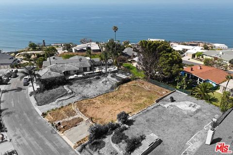 Photo of 241 Quadro Vecchio Drive, Pacific Palisades, CA 90272 (MLS # 26835719)