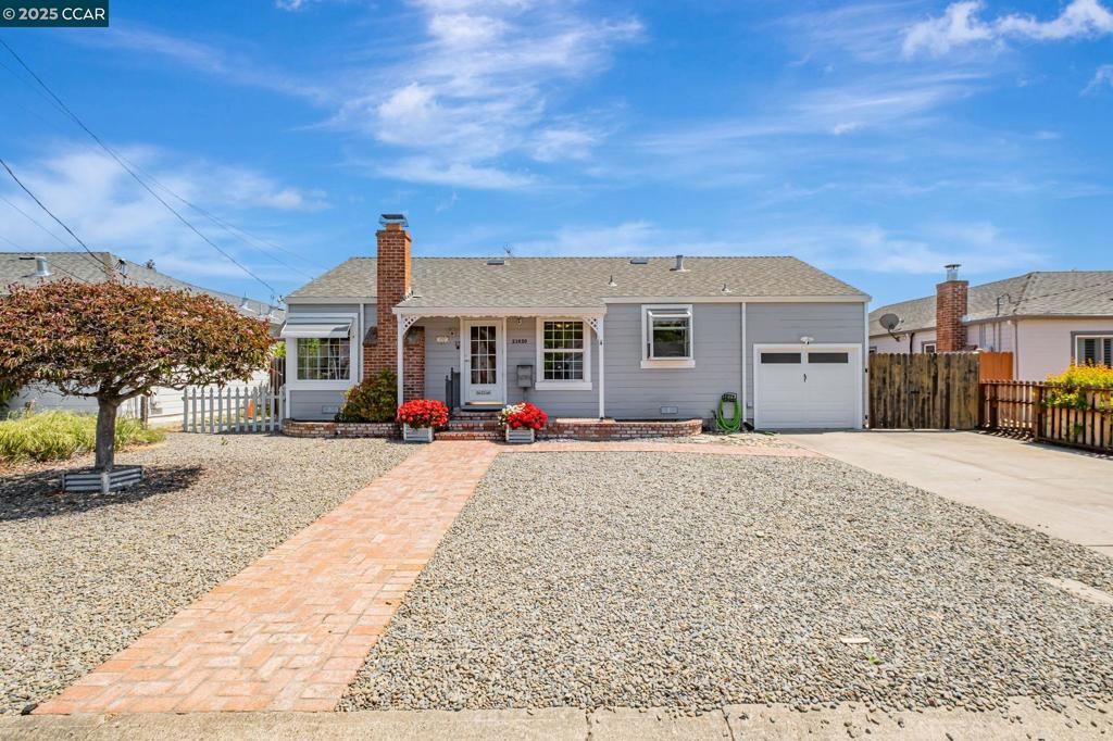 listing image 130728811442157445075