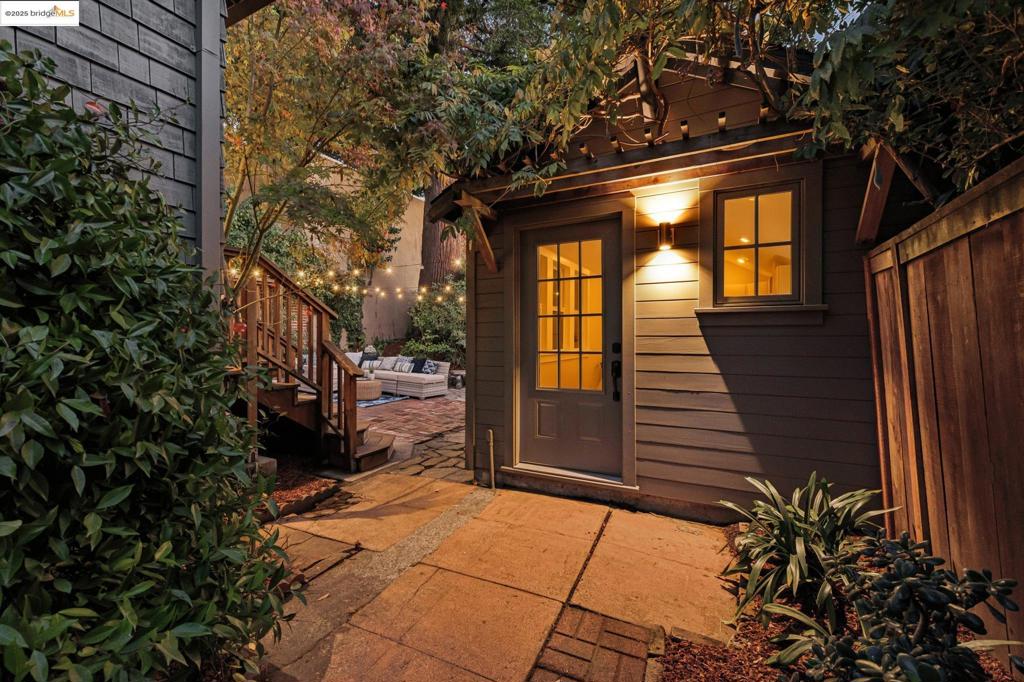 ROCKRIDGE - Residential