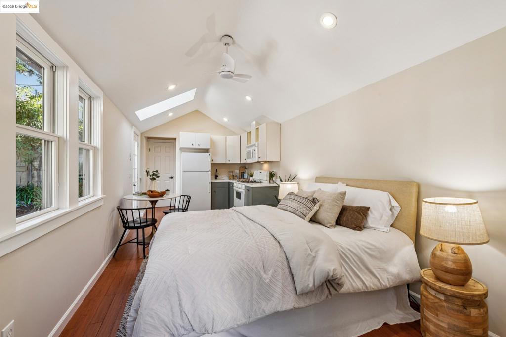 ROCKRIDGE - Residential