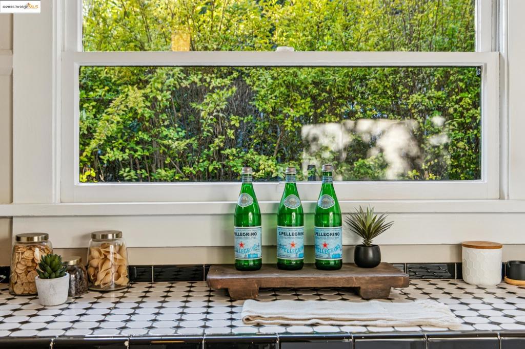 ROCKRIDGE - Residential