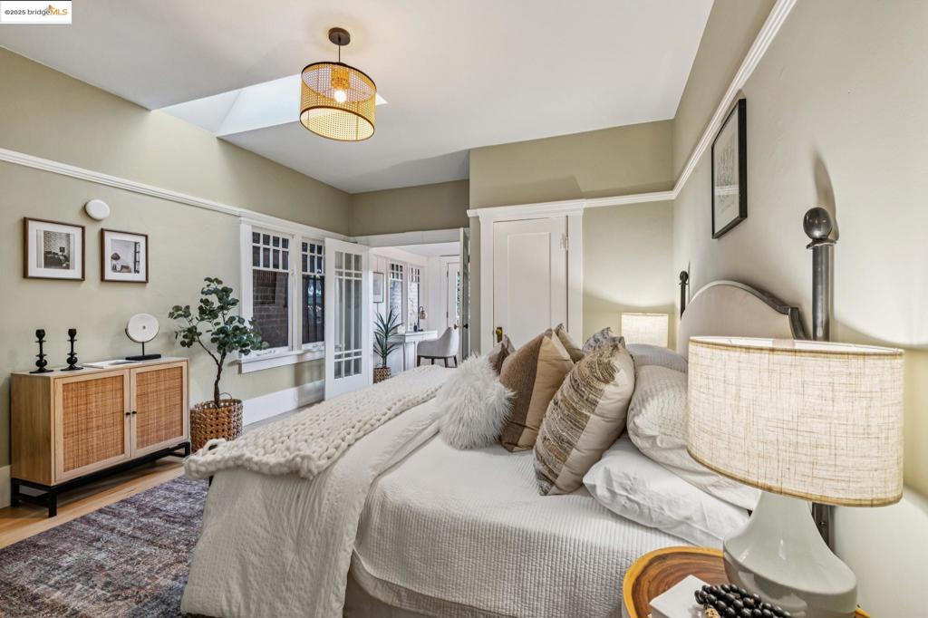 ROCKRIDGE - Residential