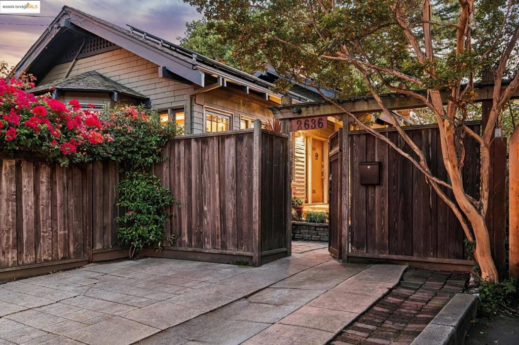 ROCKRIDGE - Residential