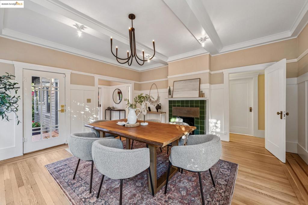 ROCKRIDGE - Residential