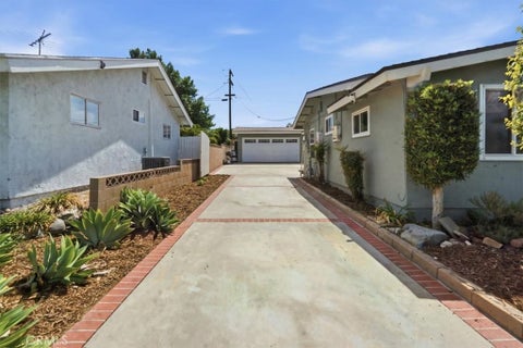 Tiny photo for 228 W Hacienda DR, Corona, CA 92882 (MLS # OC26200555)
