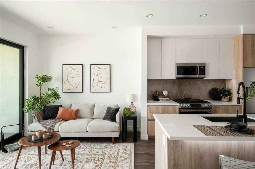 118 Astronaut Ellison S Onizuka Street 309