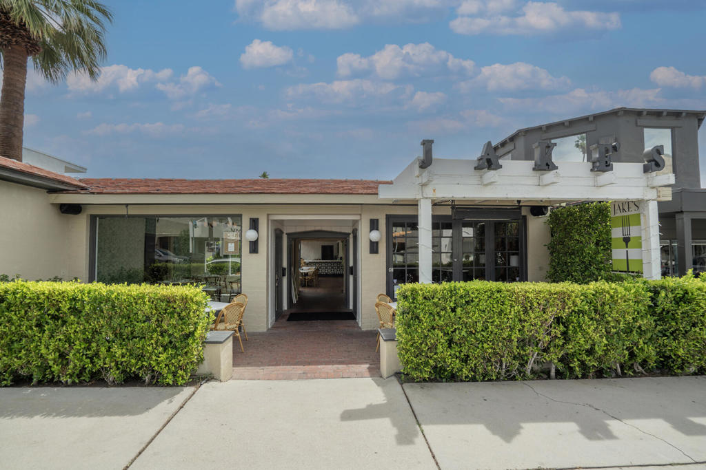 664 668 Palm Canyon Drive