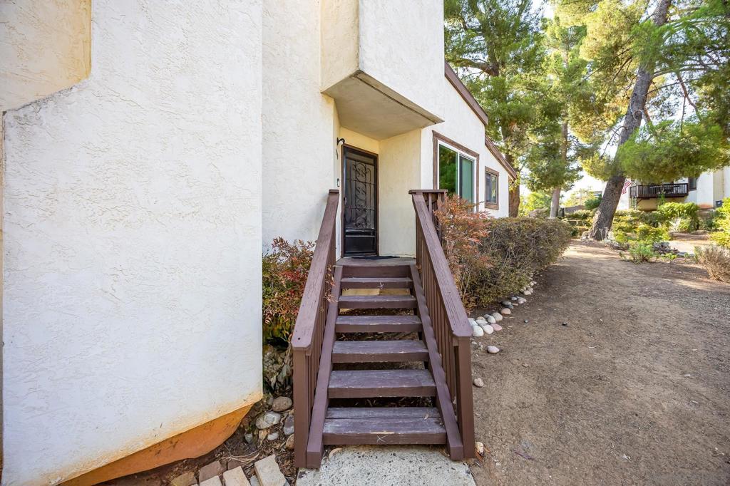 Ramona - Residential