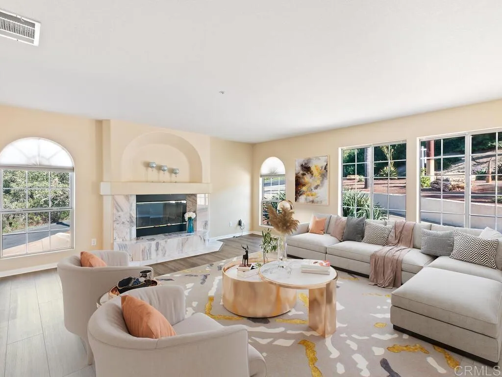 Fallbrook, California 92028, United States, 5 Bedrooms Bedrooms, ,5 BathroomsBathrooms,Residential,Active,254343