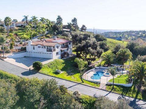 Photo of 2230 Calle Dos Lomas, Fallbrook, CA 92028 (MLS # NDP2511422)