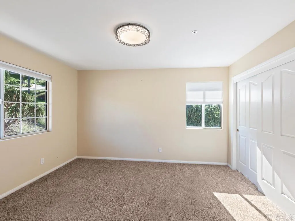 Fallbrook, California 92028, United States, 5 Bedrooms Bedrooms, ,5 BathroomsBathrooms,Residential,Active,254343