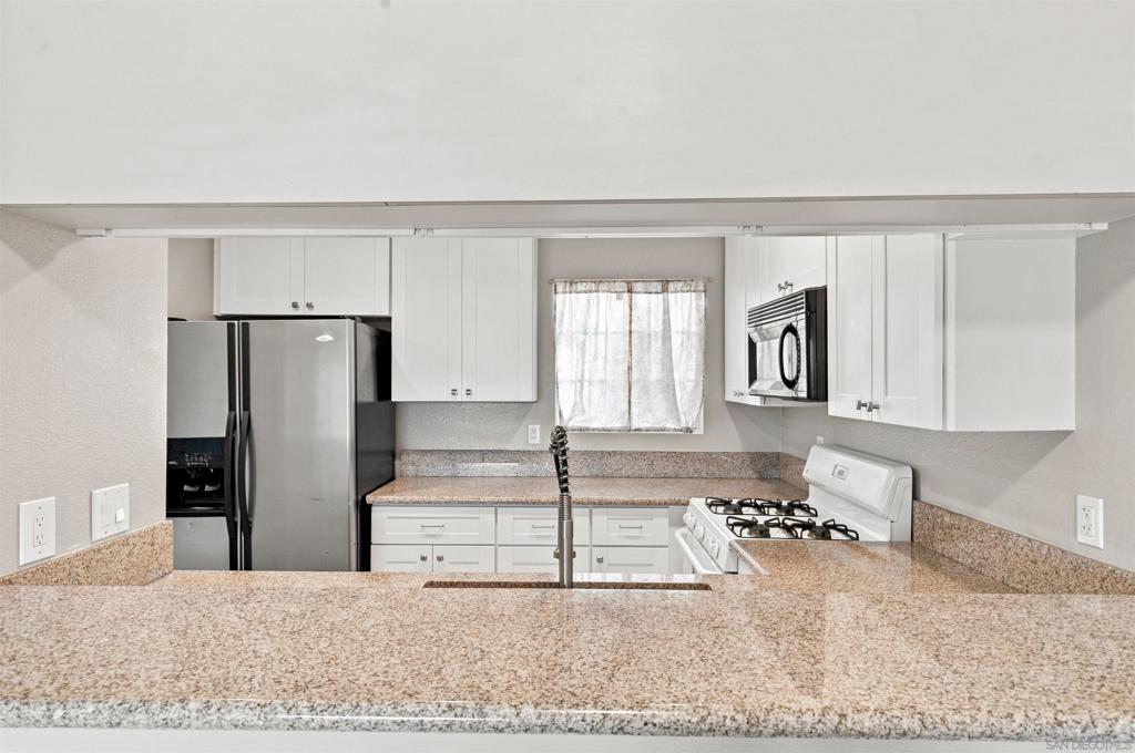 5704 Camino Del Cielo 203