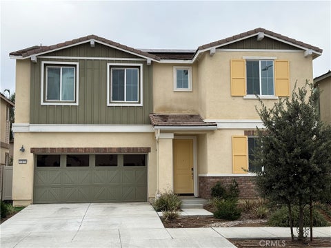 Photo of 32870 Forgecroft ST, Menifee, CA 92584 (MLS # TR26229768)