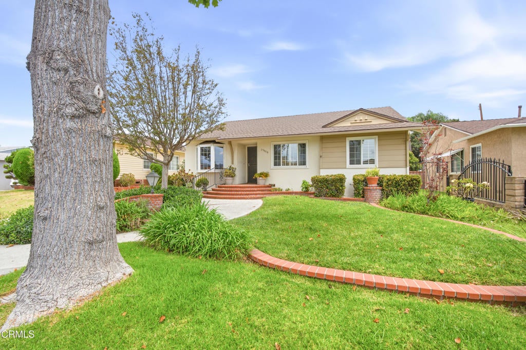 15359 La Salos Drive, Whittier CA 90603