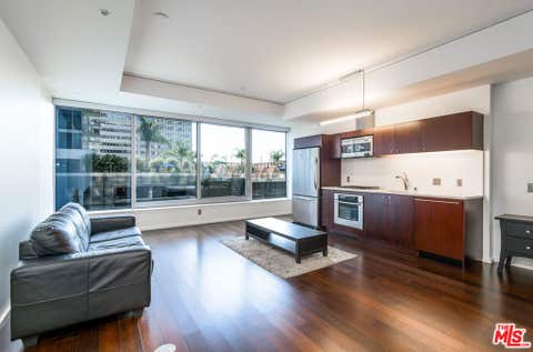 Photo of 1155 S Grand Avenue #713, Los Angeles, CA 90015 (MLS # 26865481)