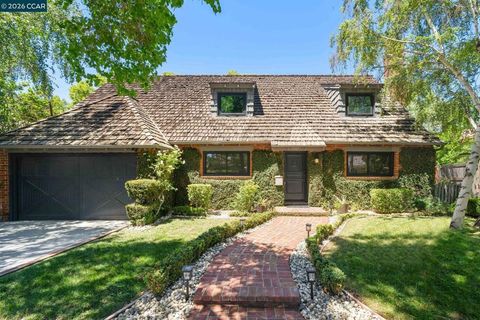 Photo of 1317 Mildred Ave AVE, San Jose, CA 95125 (MLS # 41141961)