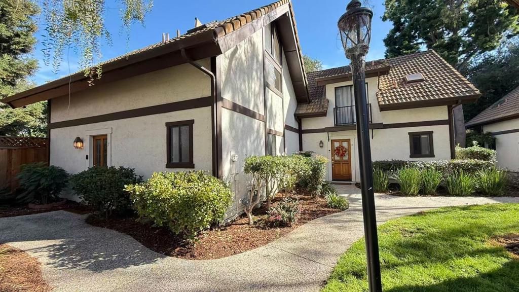 Photo of 1734 W El Camino Real #7, Mountain View, CA 94040 (MLS # ML82035833)