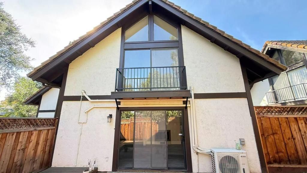 Photo of 1734 W El Camino Real #7, Mountain View, CA 94040 (MLS # ML82035833)