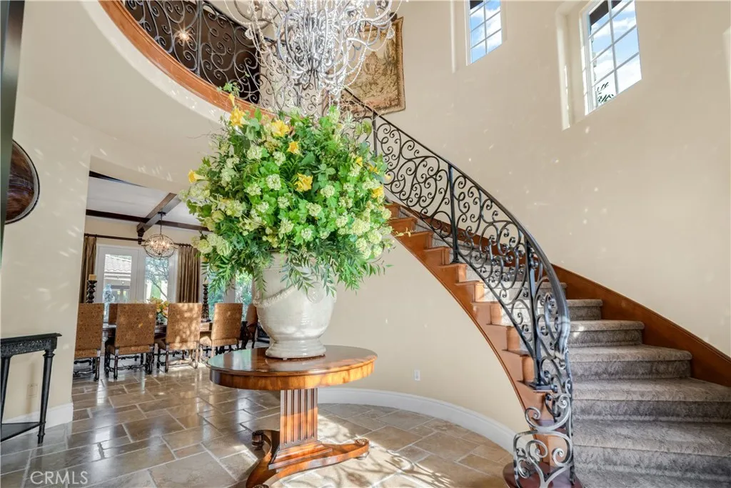 Calabasas, California 91302, United States, 6 Bedrooms Bedrooms, ,7 BathroomsBathrooms,Residential,Active,105039