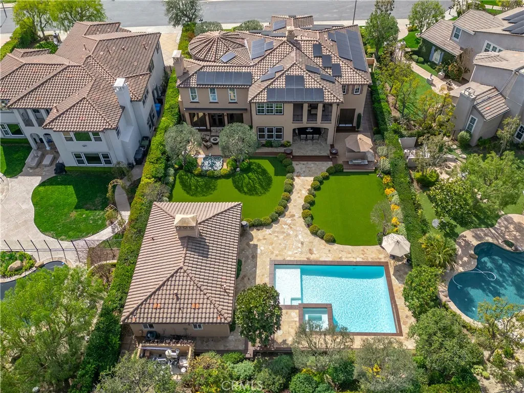 Calabasas, California 91302, United States, 6 Bedrooms Bedrooms, ,7 BathroomsBathrooms,Residential,Active,105039