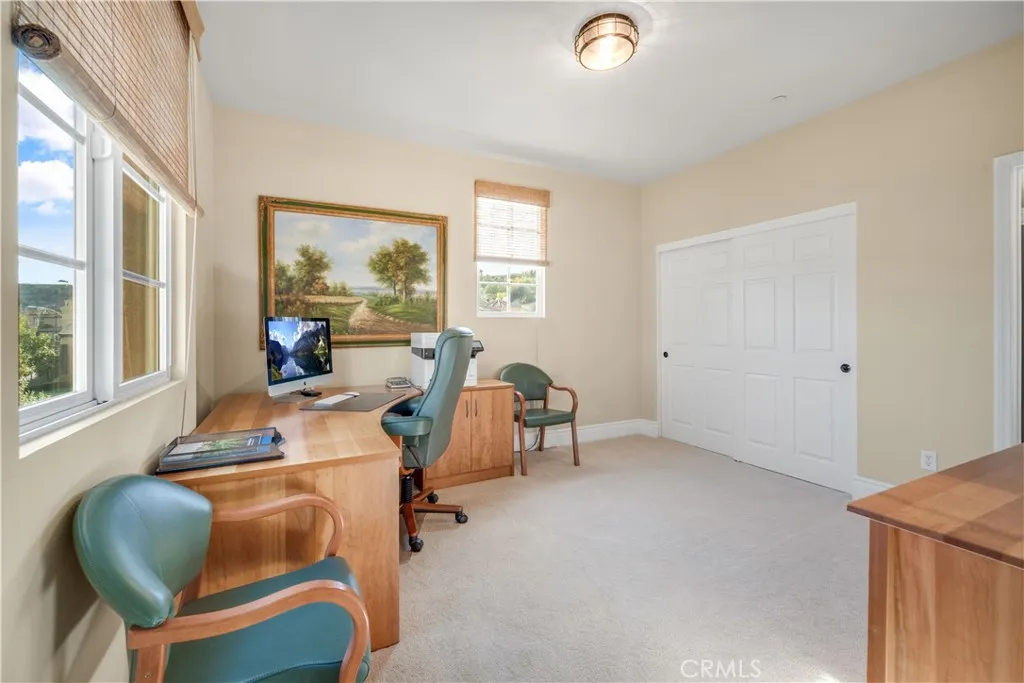 Calabasas, California 91302, United States, 6 Bedrooms Bedrooms, ,7 BathroomsBathrooms,Residential,Active,105039