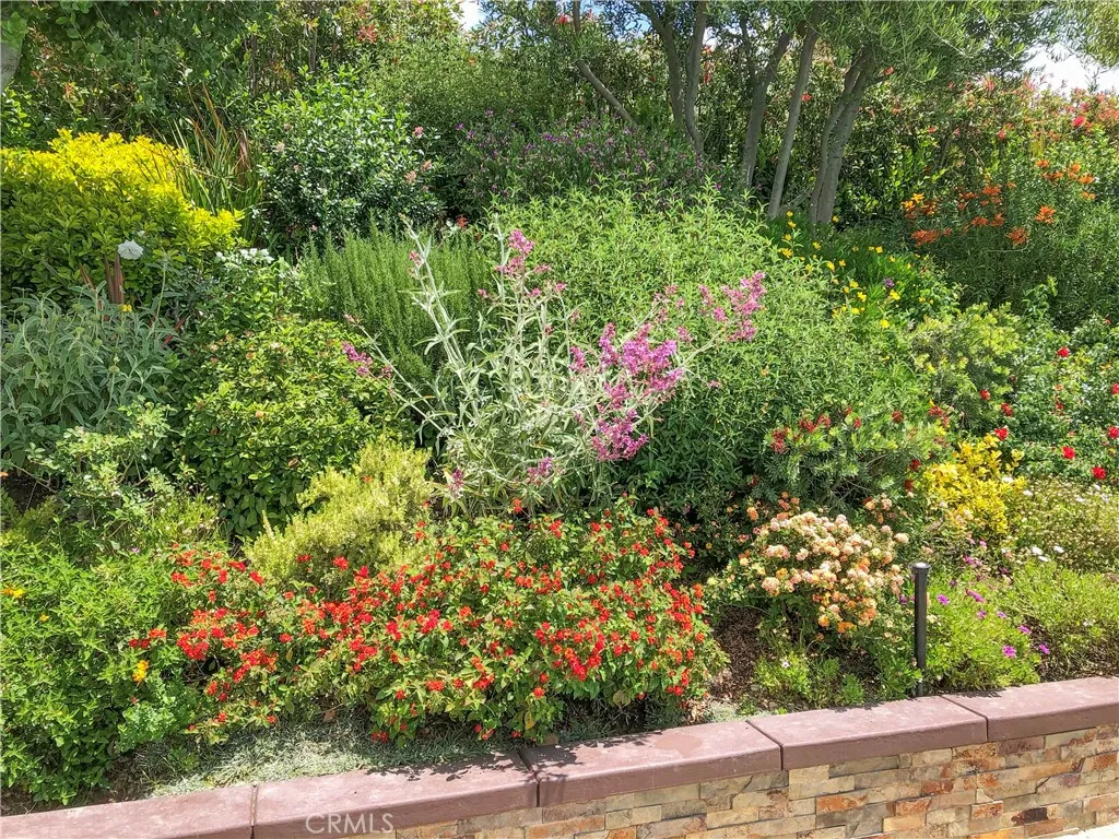 Calabasas, California 91302, United States, 6 Bedrooms Bedrooms, ,7 BathroomsBathrooms,Residential,Active,105039 Calabasas, California 91302, United States, 6 Bedrooms Bedrooms, ,7 BathroomsBathrooms,Residential,Active,105039