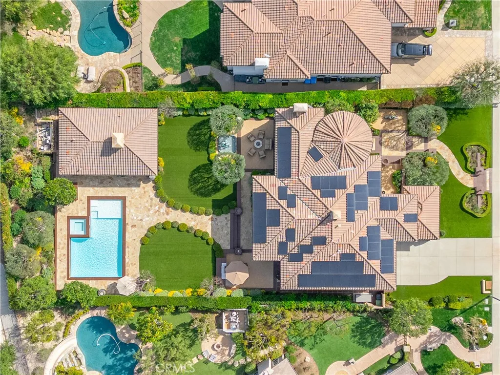 Calabasas, California 91302, United States, 6 Bedrooms Bedrooms, ,7 BathroomsBathrooms,Residential,Active,105039