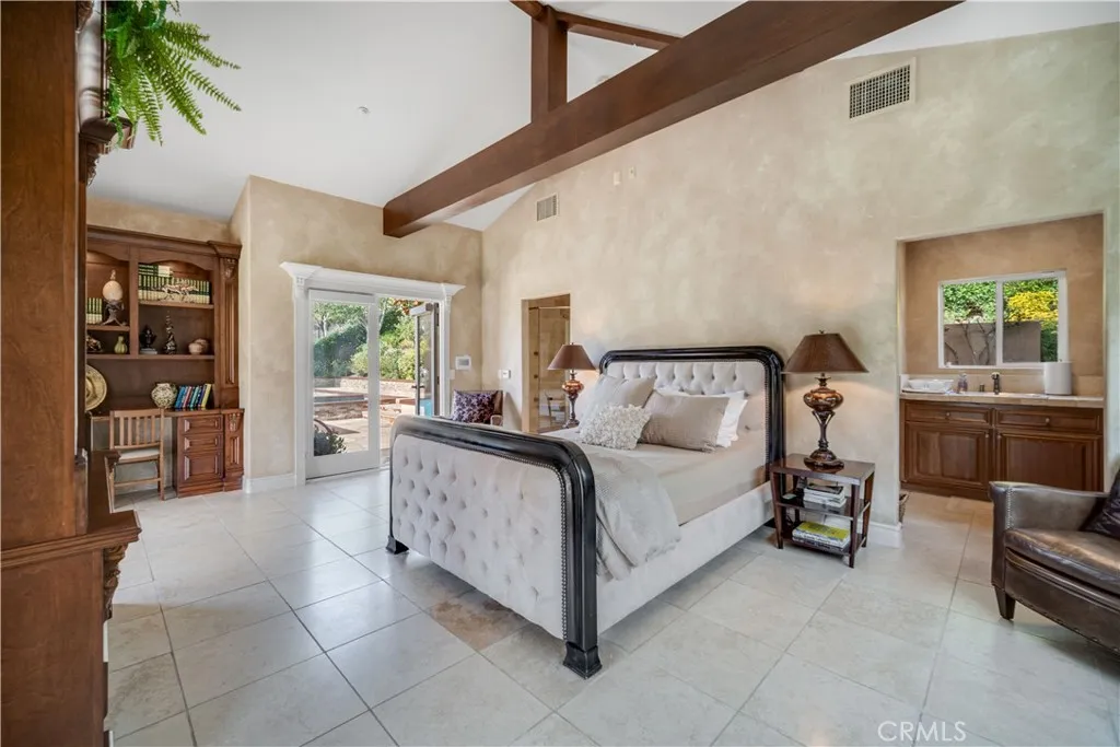 Calabasas, California 91302, United States, 6 Bedrooms Bedrooms, ,7 BathroomsBathrooms,Residential,Active,105039