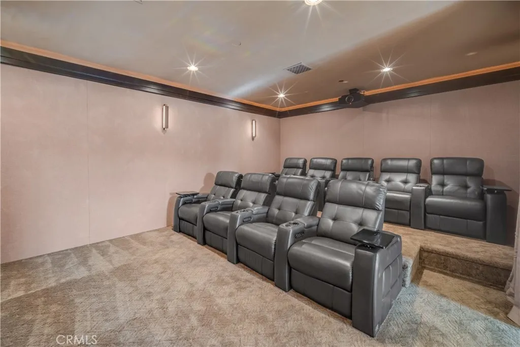 Calabasas, California 91302, United States, 6 Bedrooms Bedrooms, ,7 BathroomsBathrooms,Residential,Active,105039