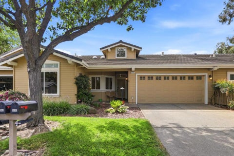 Photo of 8644 Solera Drive, San Jose, CA 95135 (MLS # ML82060127)