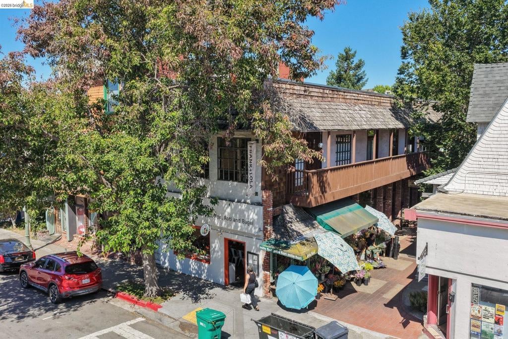 4125 Piedmont