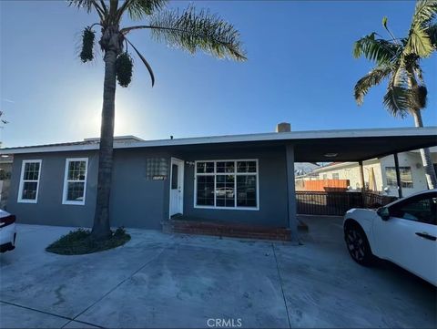 11131 Louise Lynwood CA 90262