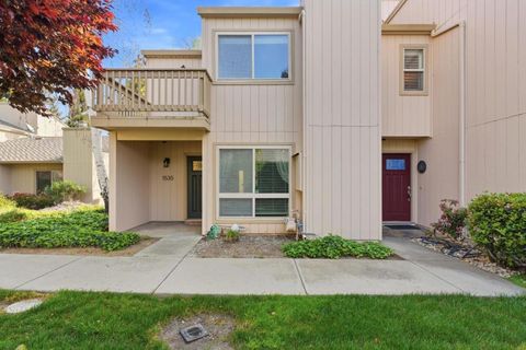 Photo of 1535 Huddersfield Court, San Jose, CA 95126 (MLS # ML82039115)
