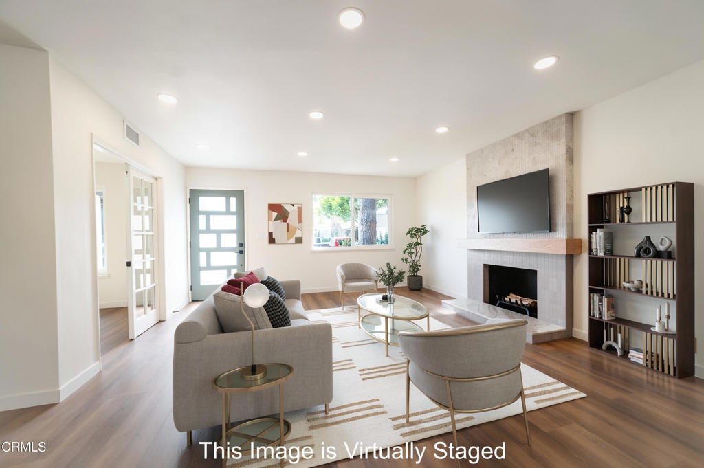 1034 Bradford Avenue