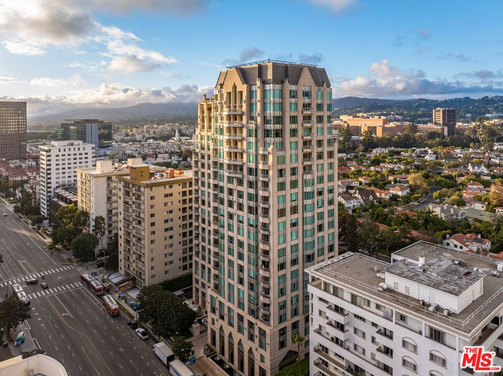 Photo of 10727 Wilshire Boulevard #1805, Los Angeles, CA 90024 (MLS # 25486583)