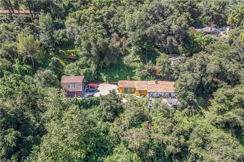 Photo of 14773 Tamarix Dr, Hacienda Heights, CA 91745 (MLS # TR26083332)