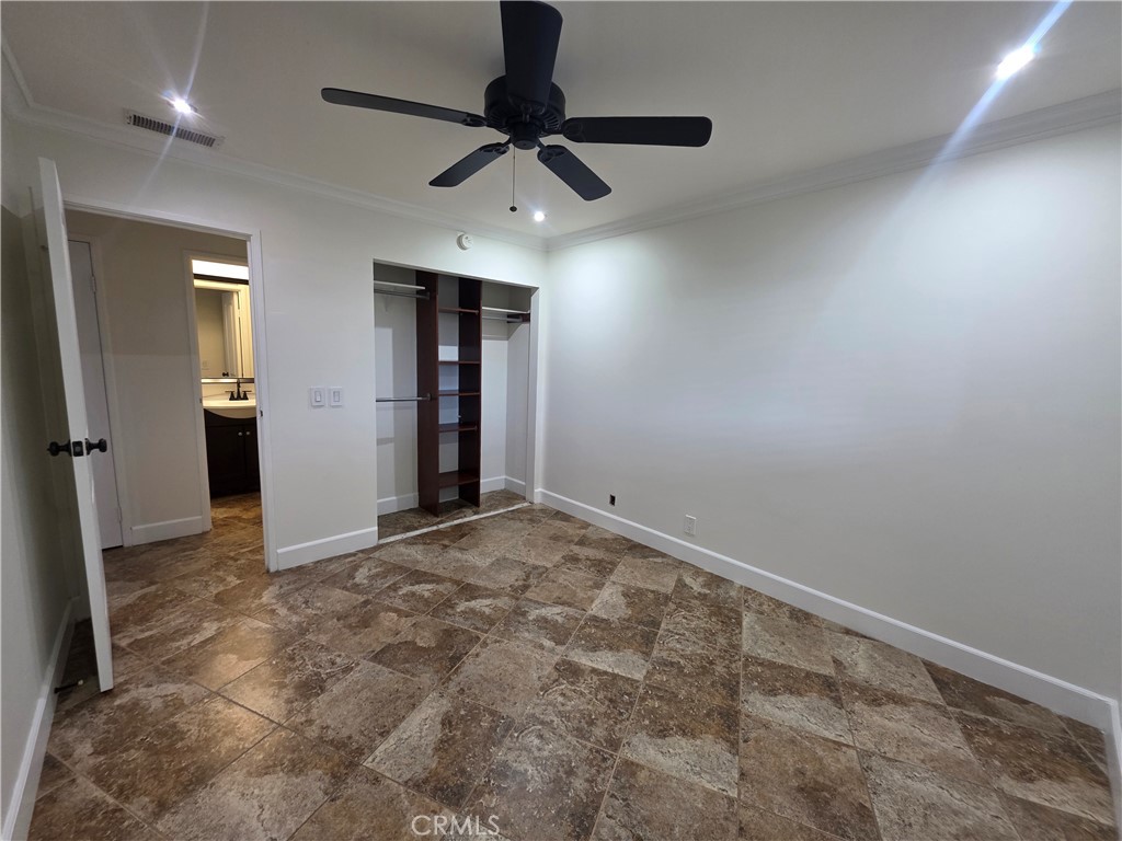 Palm Springs Villas I (33115) - Residential