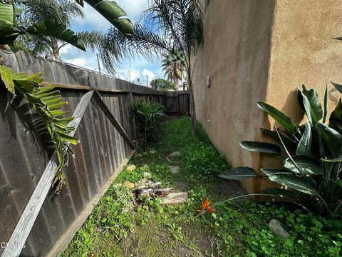 Tiny photo for 153 157 S Laurel Street, Ventura, CA 93001 (MLS # V1-34748)