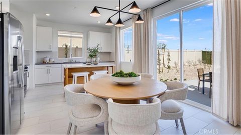 Photo of 17886 McKenzie Court, Hesperia, CA 92345 (MLS # SW26060357)