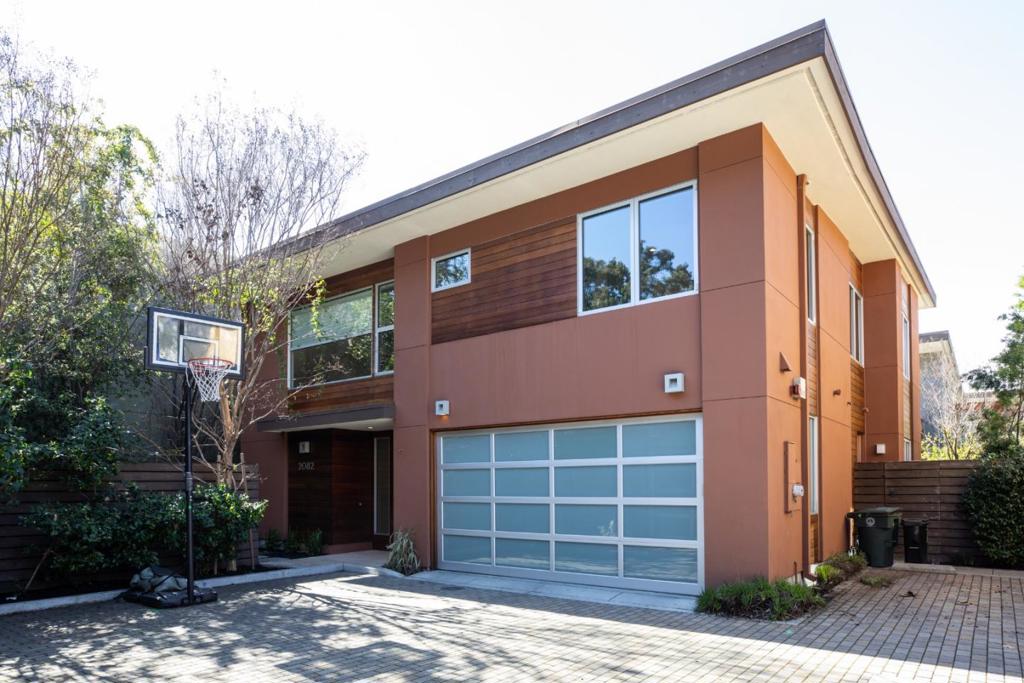 Luxury modern residence, located in a desirable North Palo Alto neighborhood. This stunning 4BD/3.5BA home offers 2,779 SF of bright, contemporary living space. Built in 2015, the home features skylights, and an open floor plan designed for effortless entertaining and everyday comfort. The chefs kitchen shines with a marble island, soaring ceilings, premium stainless steel appliances, and sleek custom cabinetry. The primary suite is a true retreat, featuring a spa-like bath, soaking tub, and an oversized walk-in closet. An attached 2-car garage with glass doors, central AC, and no HOA add to the homes appeal. Ideally located near parks, top-rated Palo Alto schools, Stanford, and major tech campuses. A rare opportunity in one of the areas most desirable neighborhoods!