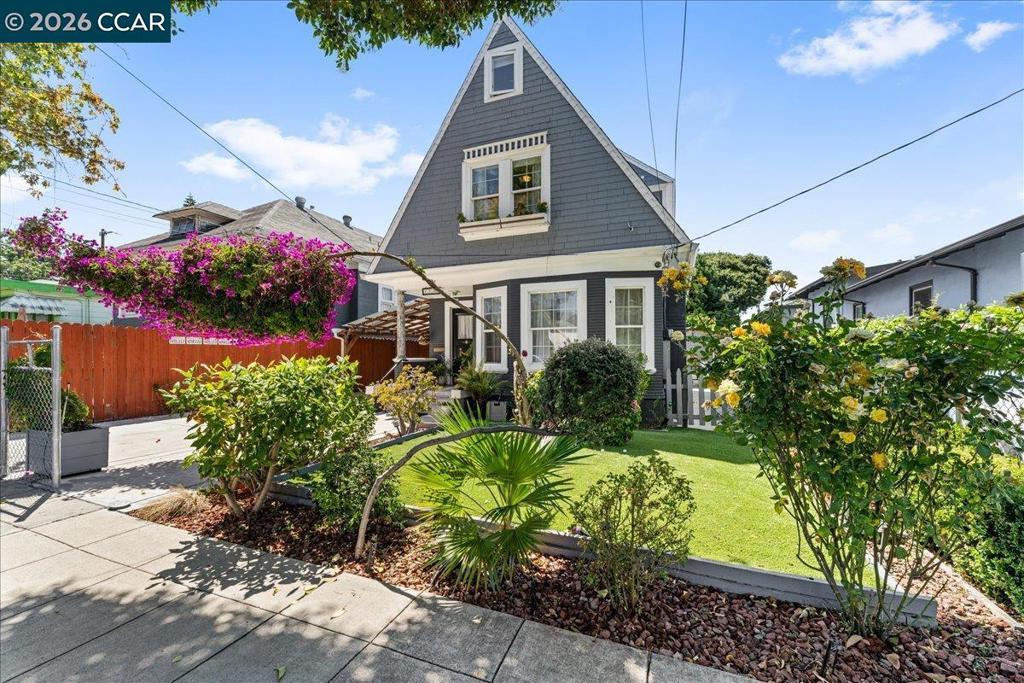 1538 Russell St ST, Berkeley CA 94703