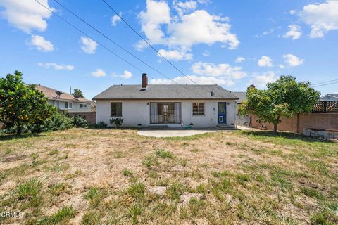 Tiny photo for 4643 Varsity Street Street, Ventura, CA 93003 (MLS # V1-36004)