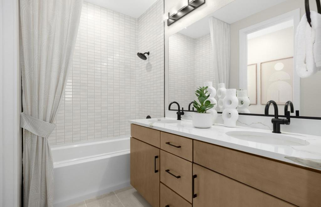 285 Llewellyn Avenue 016-18 Plan 2