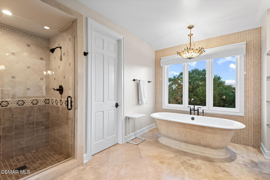 Westlake Village, California, 91361, United States, 3 Bedrooms Bedrooms, ,4 BathroomsBathrooms,Residential,Active,2011201