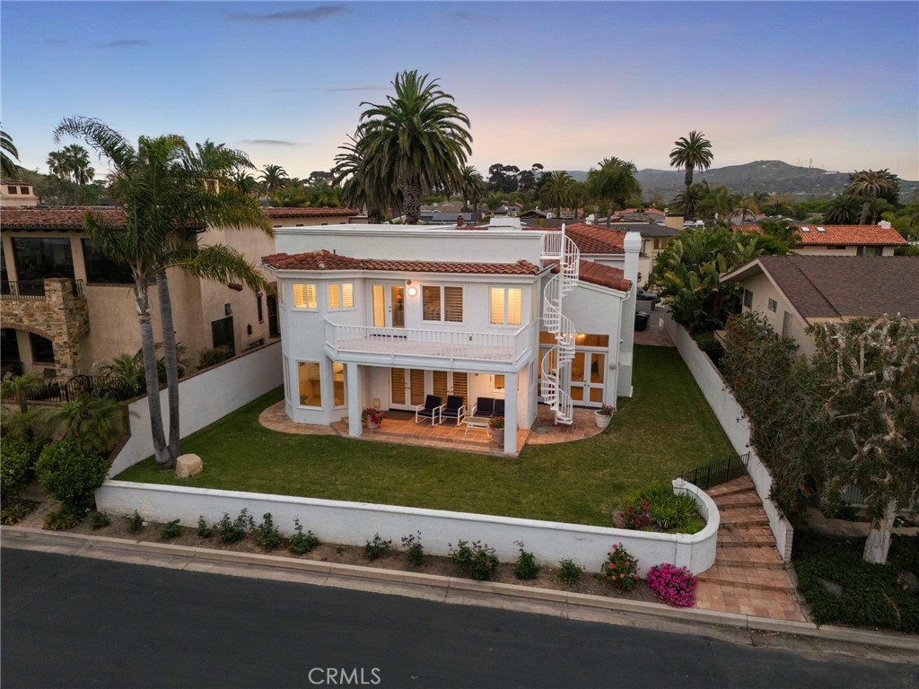 4026 Calle Lisa
