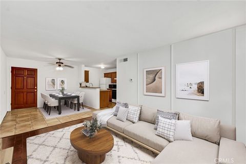 Photo of 18645 Hatteras Street #184, Tarzana, CA 91356 (MLS # SR26046713)