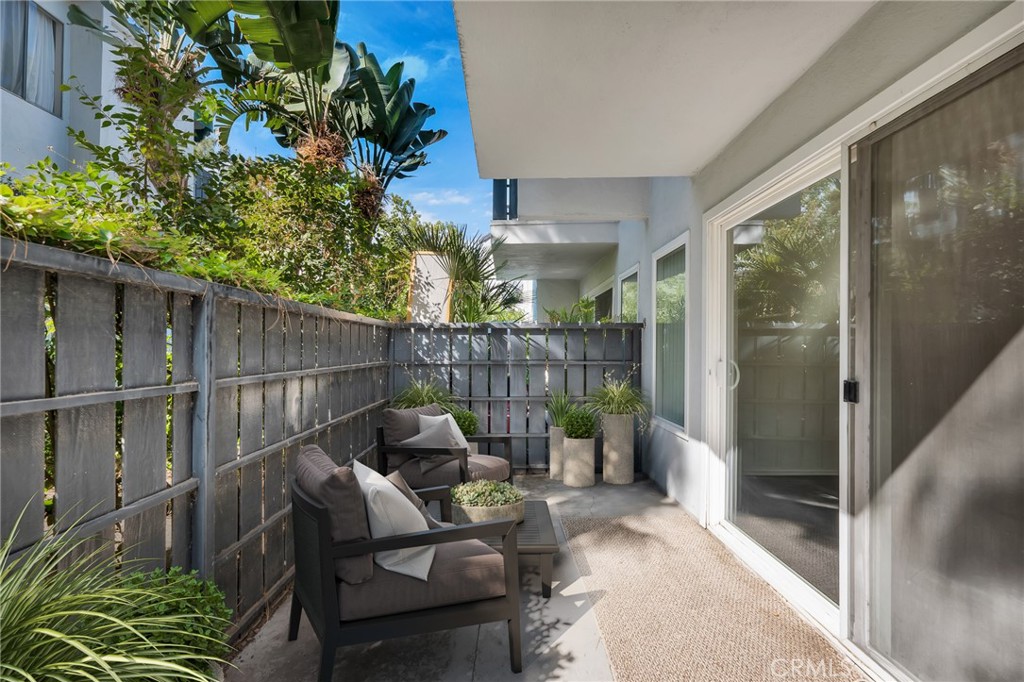 18645 Hatteras Street 184